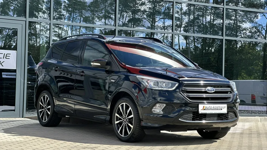 FORD Kuga -
