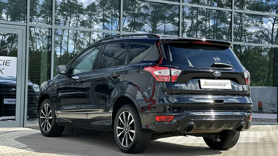 FORD Kuga -