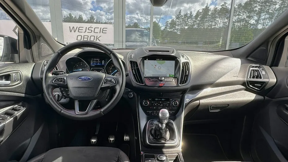 FORD Kuga -