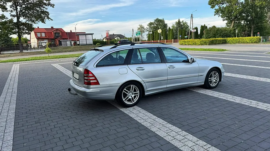 MERCEDES-BENZ C Klasa -