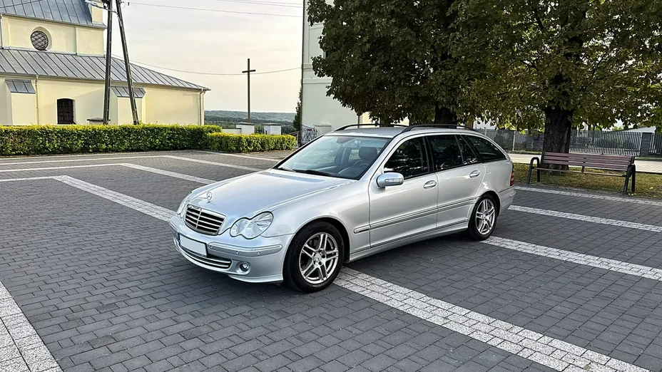 MERCEDES-BENZ C Klasa -