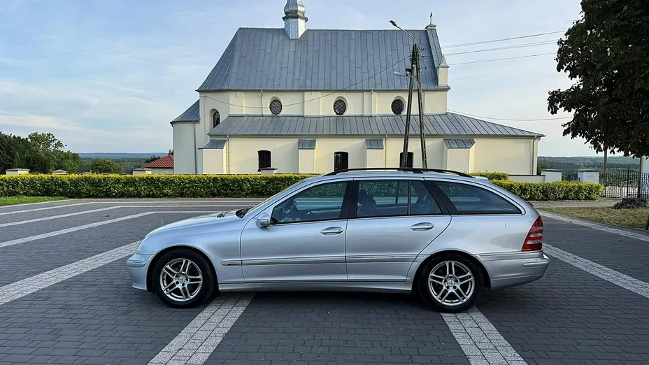 MERCEDES-BENZ C Klasa -