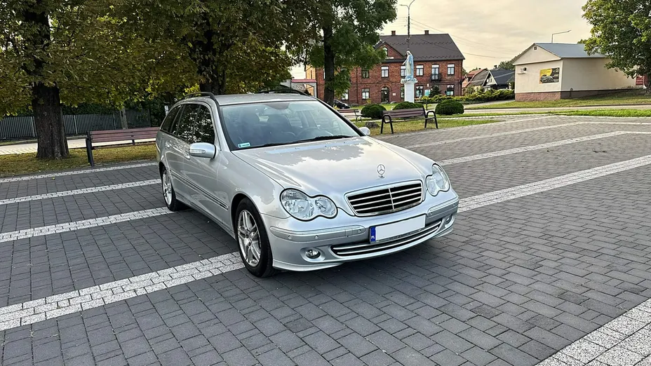MERCEDES-BENZ C Klasa -