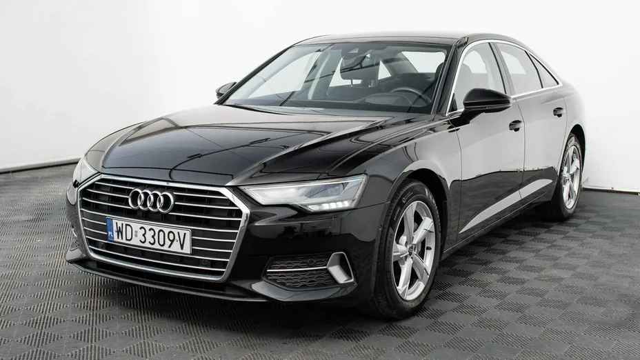 AUDI A6 -