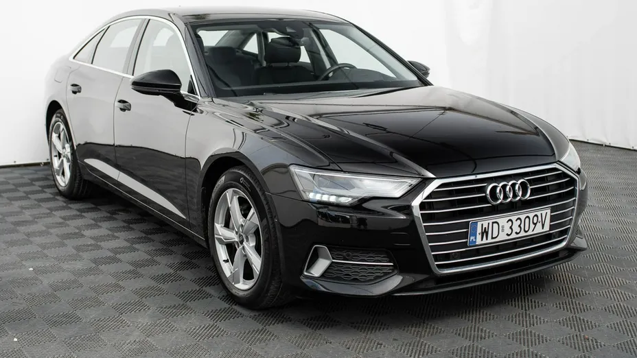 AUDI A6 -