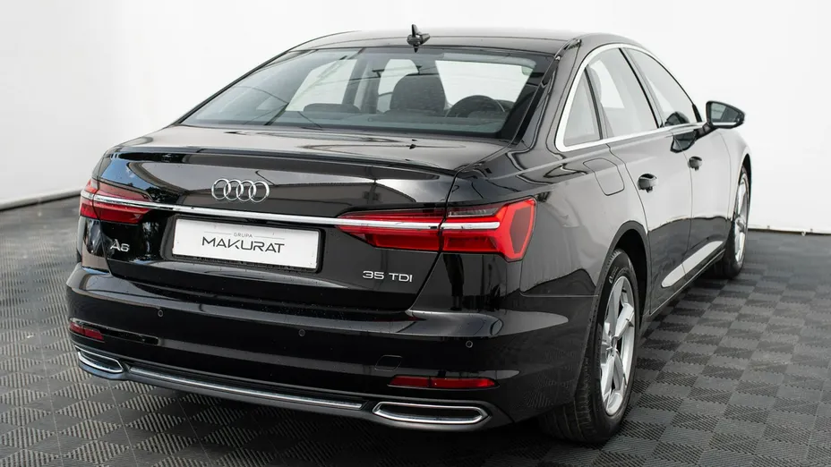 AUDI A6 -