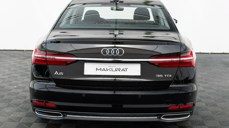 AUDI A6 -