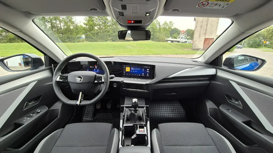 OPEL Astra -