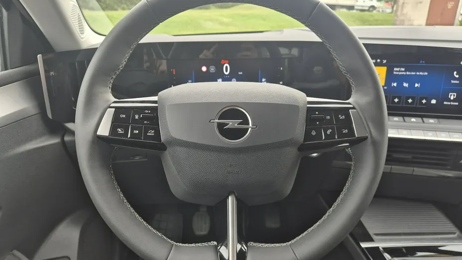 OPEL Astra -