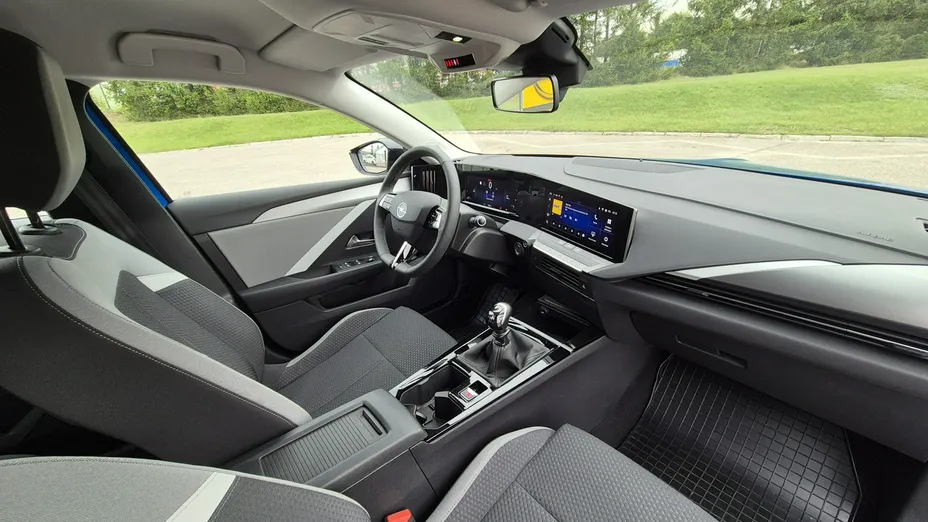 OPEL Astra -