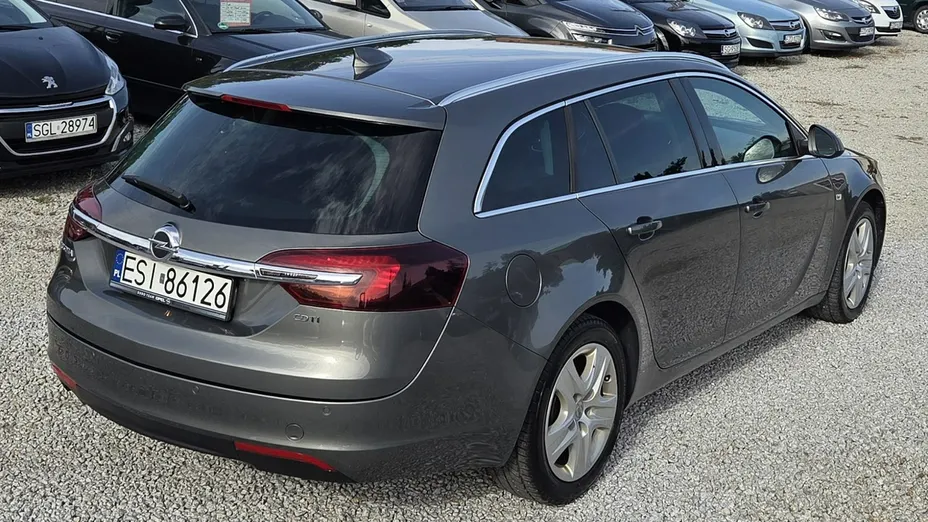 OPEL Insignia -