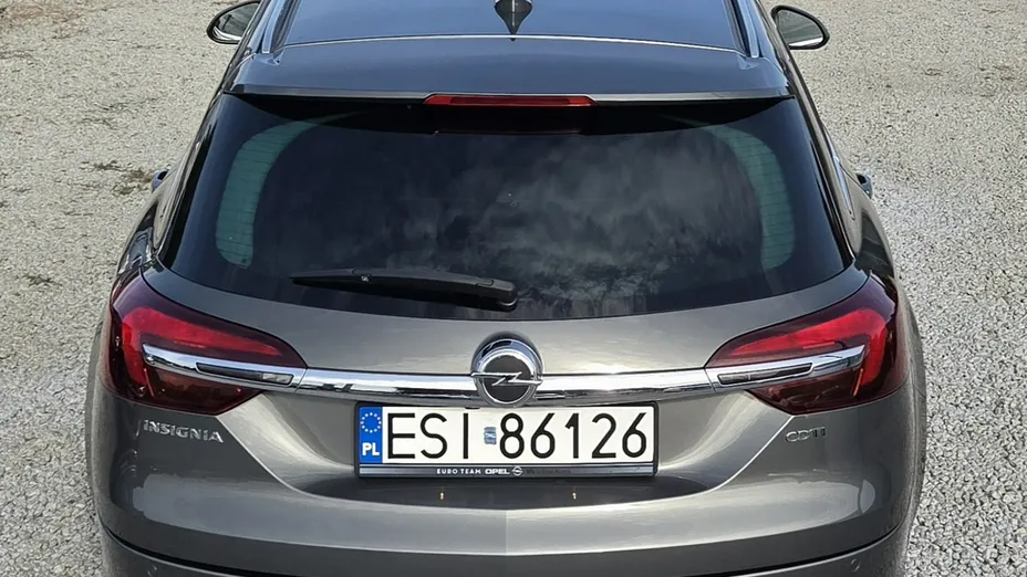 OPEL Insignia -