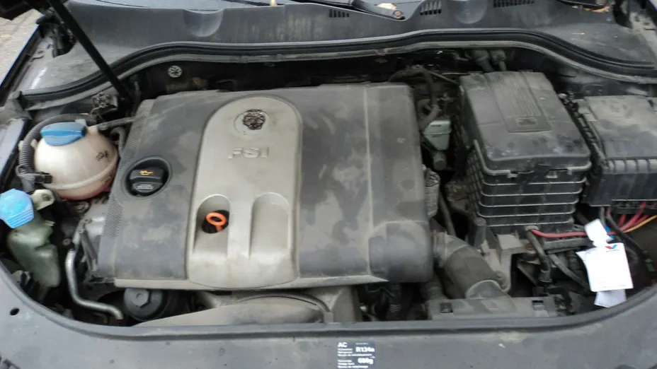 VOLKSWAGEN Passat -