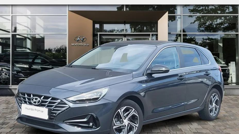HYUNDAI i30 -