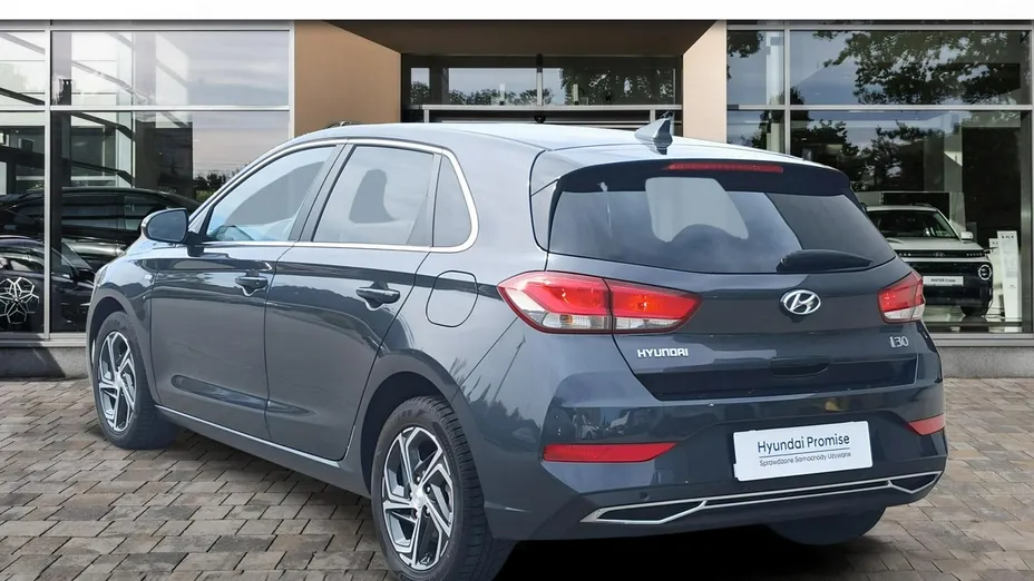 HYUNDAI i30 -