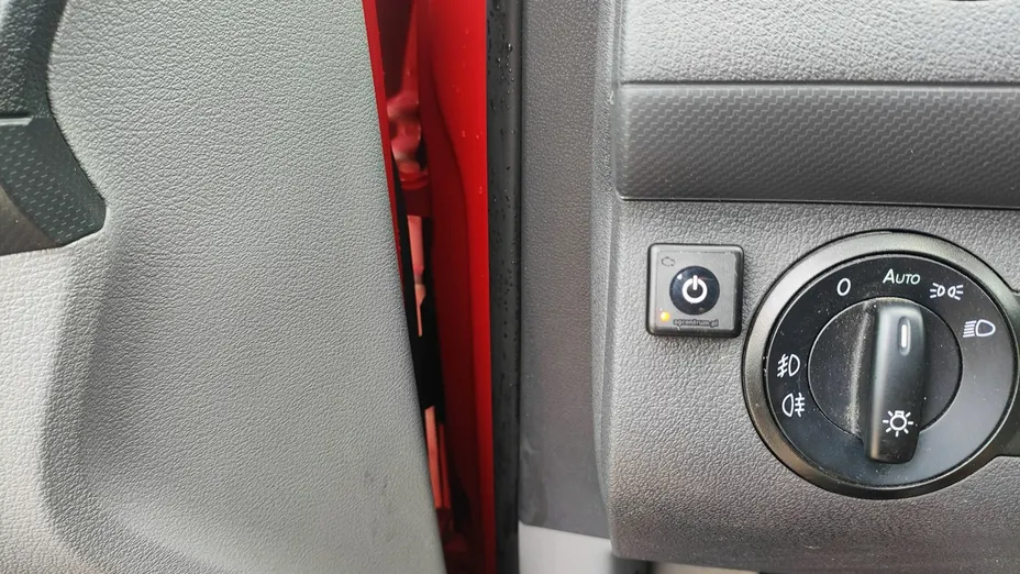 VOLKSWAGEN Caddy -