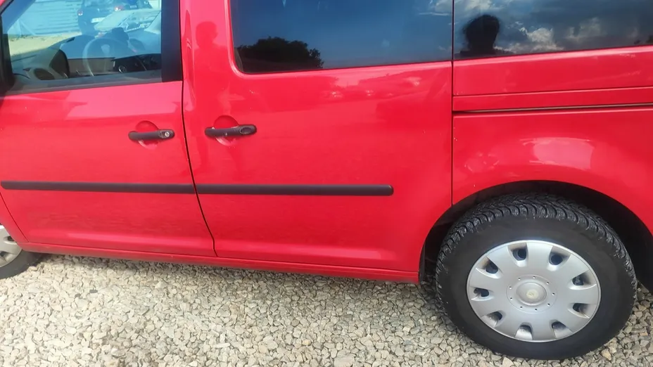 VOLKSWAGEN Caddy -