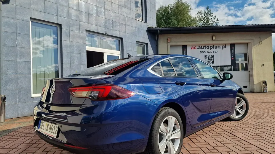 OPEL Insignia -