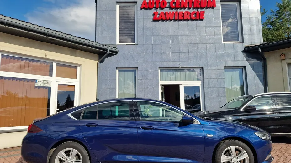 OPEL Insignia -