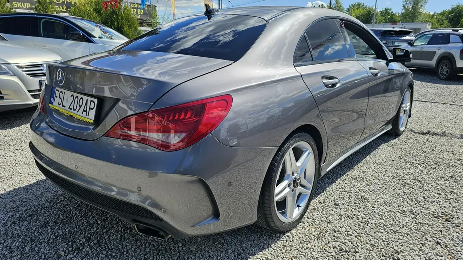 MERCEDES-BENZ CLA -