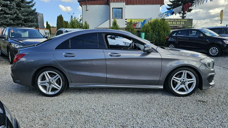 MERCEDES-BENZ CLA -