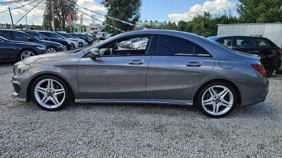 MERCEDES-BENZ CLA -