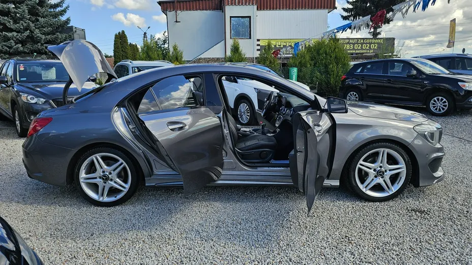 MERCEDES-BENZ CLA -