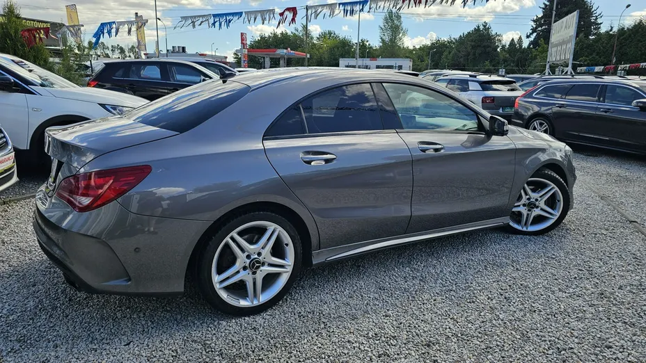 MERCEDES-BENZ CLA -