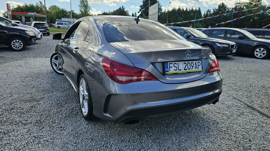 MERCEDES-BENZ CLA -