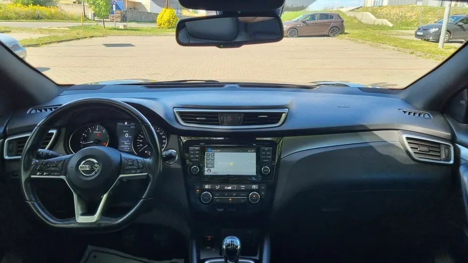 NISSAN Qashqai -