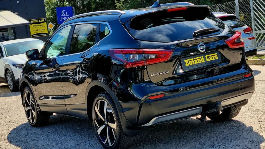 NISSAN Qashqai -