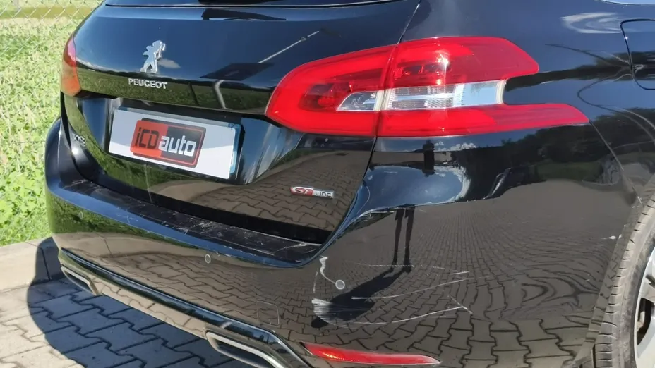 PEUGEOT 308 -