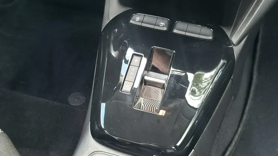 OPEL Corsa -