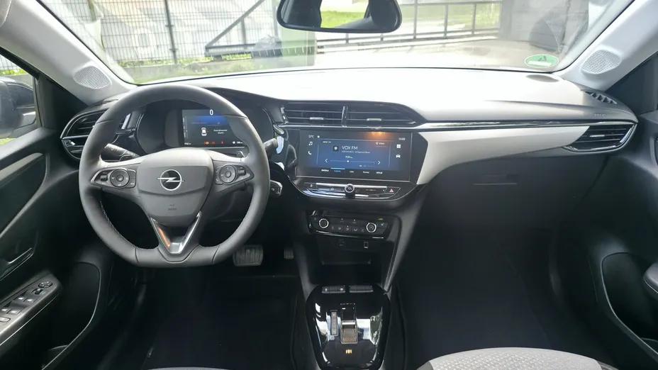 OPEL Corsa -
