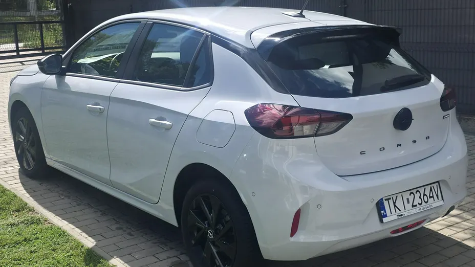 OPEL Corsa -