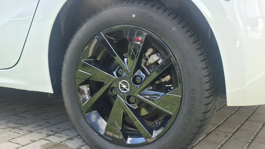 OPEL Corsa -