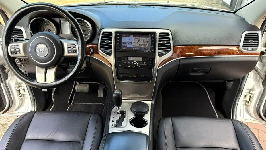 JEEP Grand Cherokee -