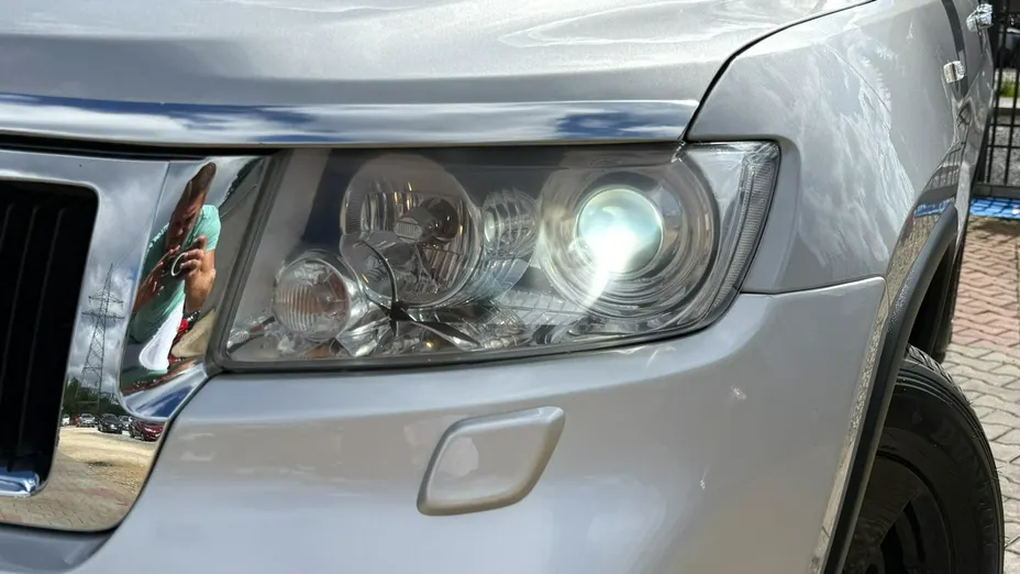 JEEP Grand Cherokee -
