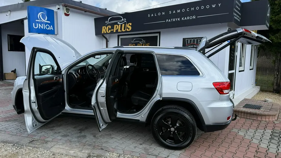 JEEP Grand Cherokee -