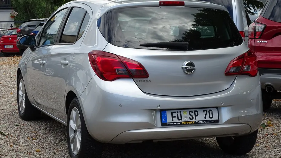 OPEL Corsa -