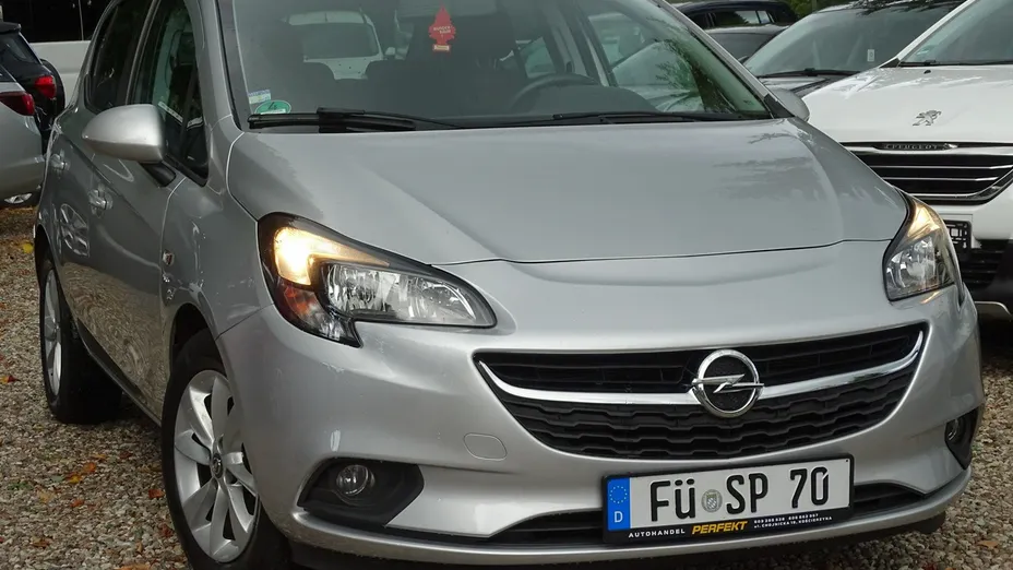 OPEL Corsa -