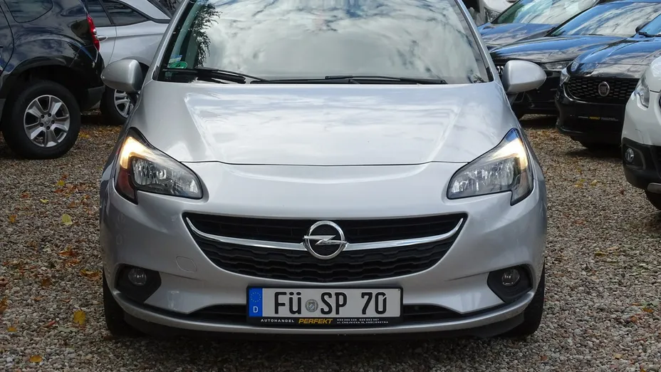 OPEL Corsa -