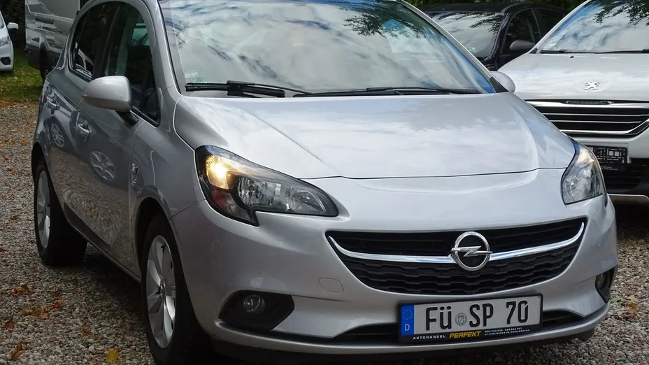 OPEL Corsa -