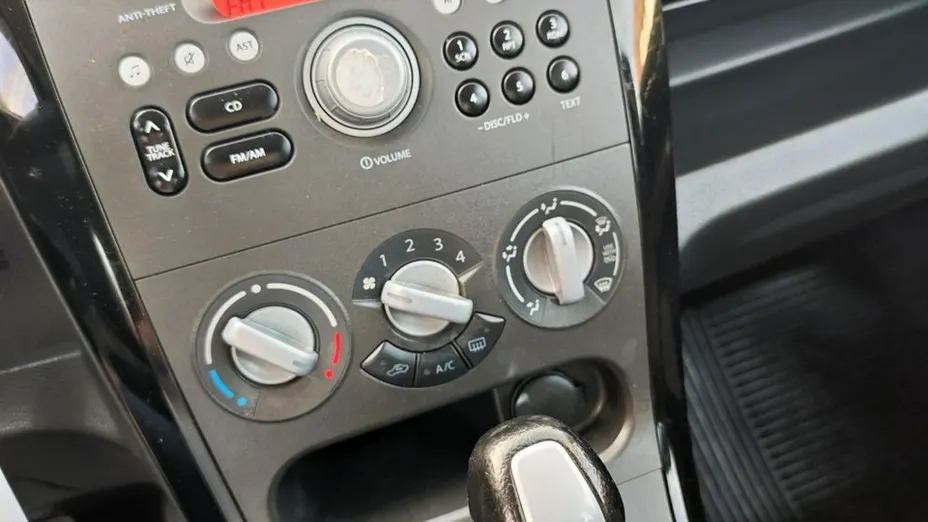 SUZUKI Splash -