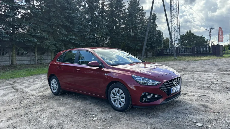 HYUNDAI i30 -