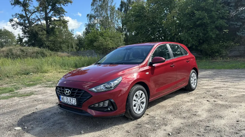 HYUNDAI i30 -