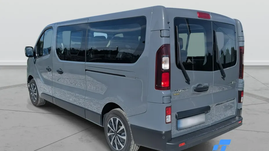 RENAULT Trafic -