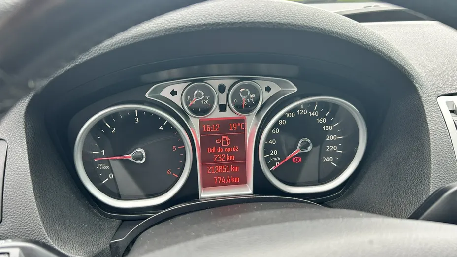 FORD Kuga -