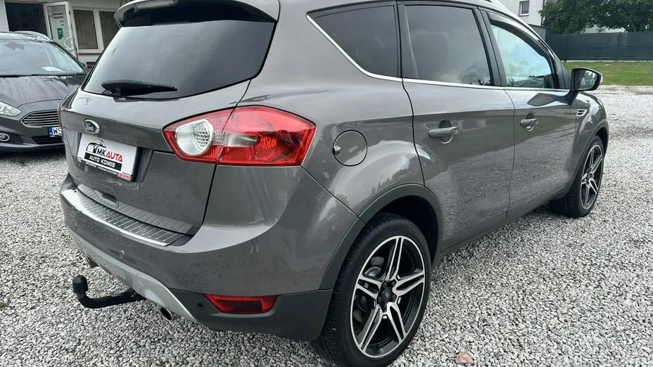 FORD Kuga -