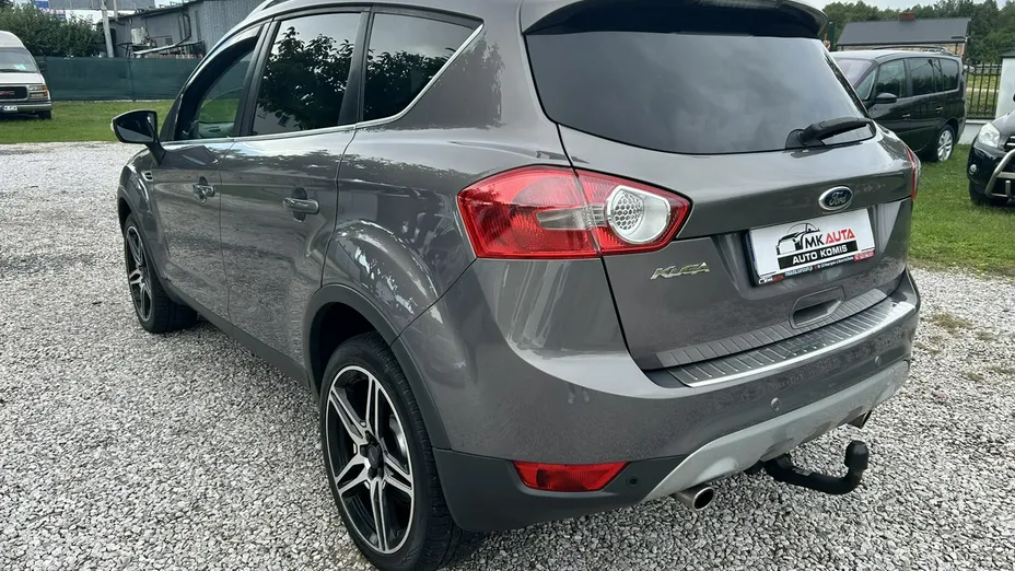 FORD Kuga -